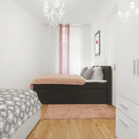 Grand Mitte * Berlin