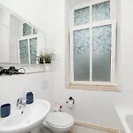 Grand Mitte Διαμέρισμα *