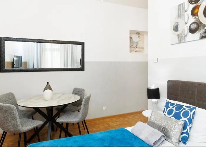 Grand Mitte Apartmán *