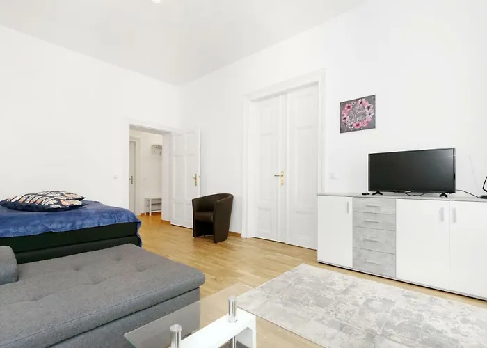 Grand Mitte Apartmán *