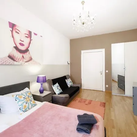 Grand Mitte アパート *